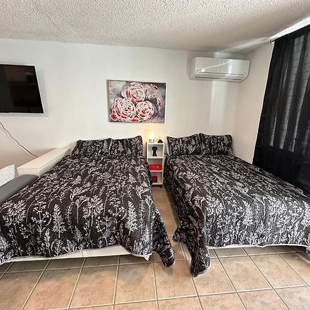 Beachfront Studio Apt W/ Full Kitchen & Pool Isabela Exterior foto